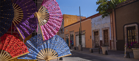 Calle Nieto (deshilado y artesanía)
